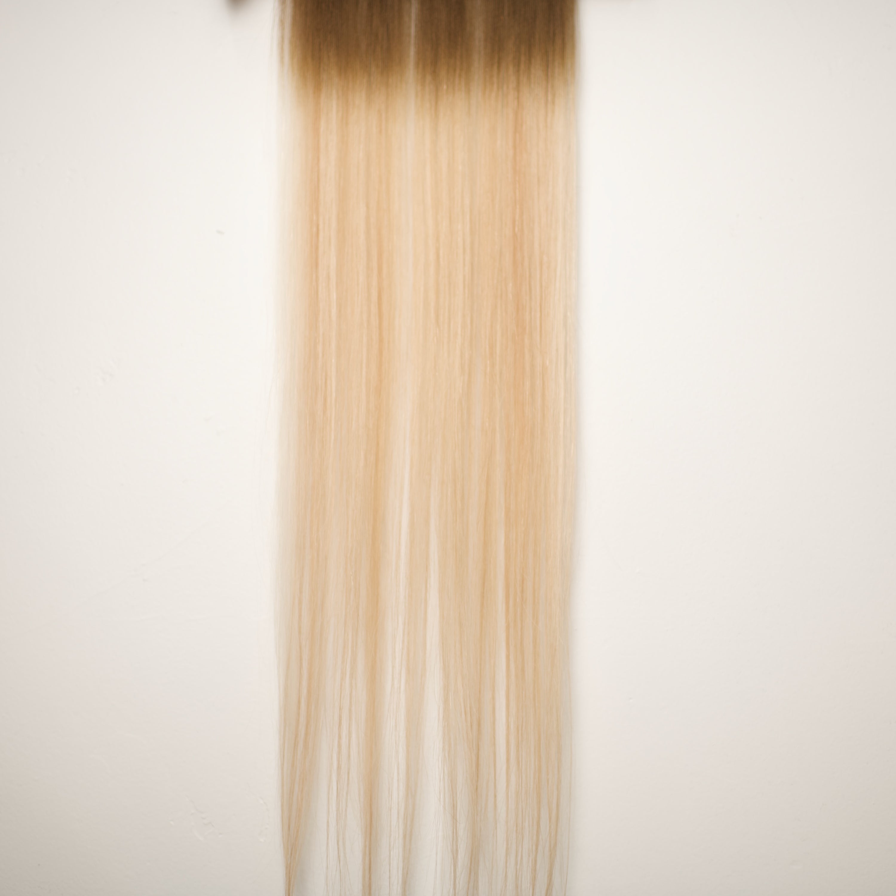 Lindsay - Reinforced Handtied Weft